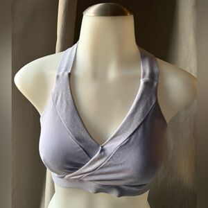 Lululemon cross over racerback low impact sweat resistant size 4 sports bra